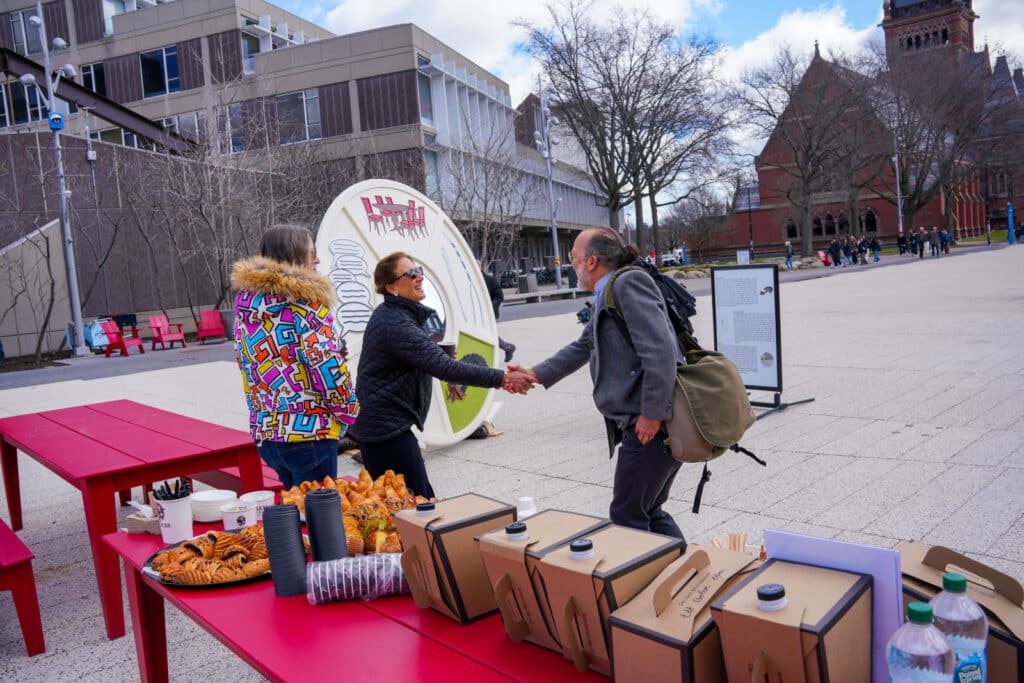 People's Plate Meet The Artist 106