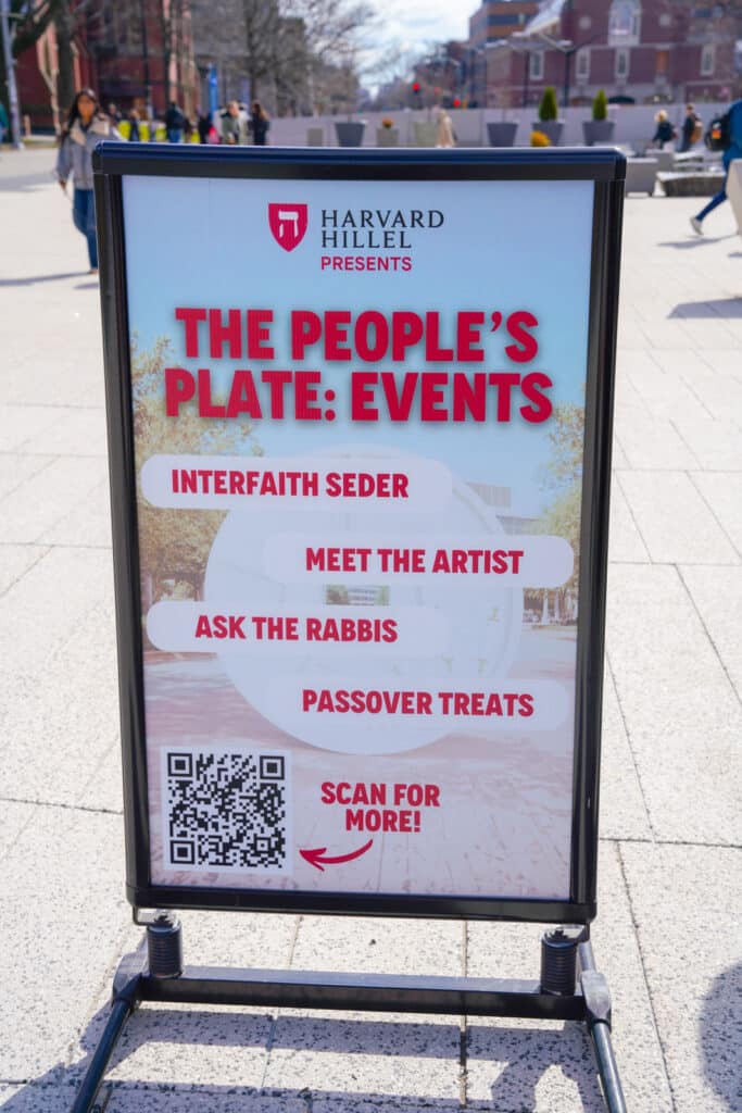 People's Plate Meet The Artist 28