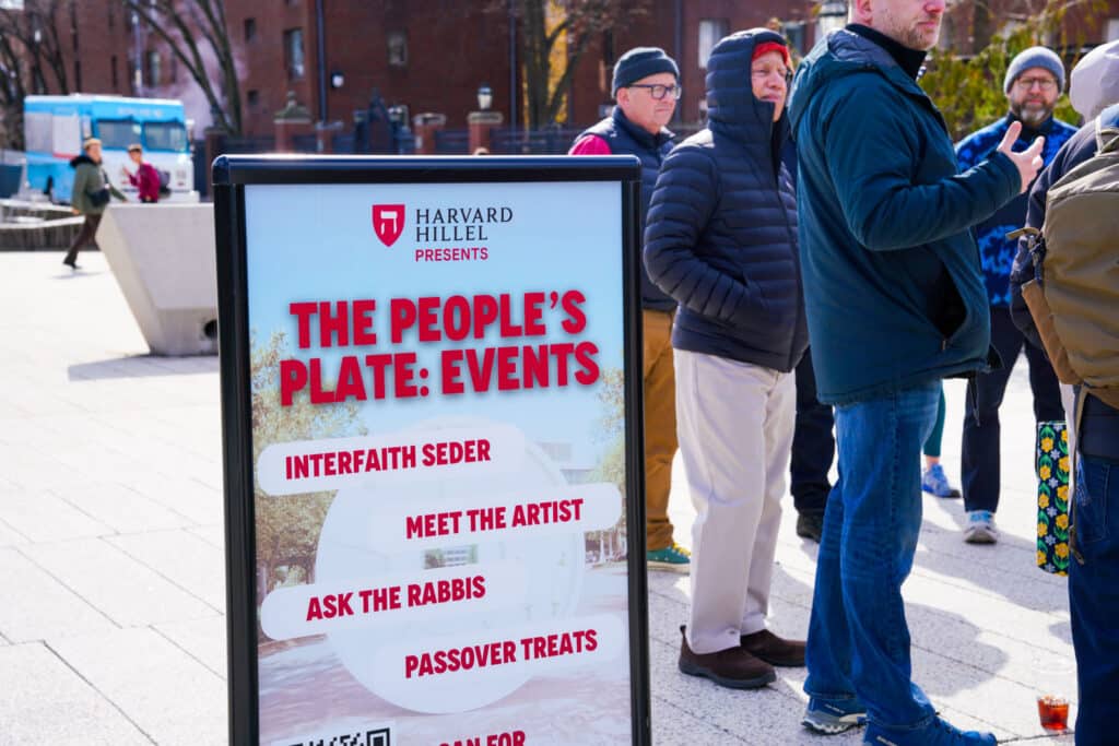 People's Plate Meet The Artist 29