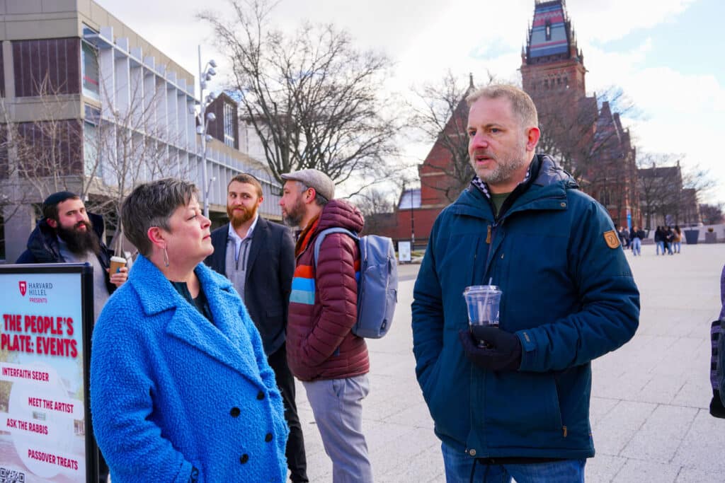 People's Plate Meet The Artist 70